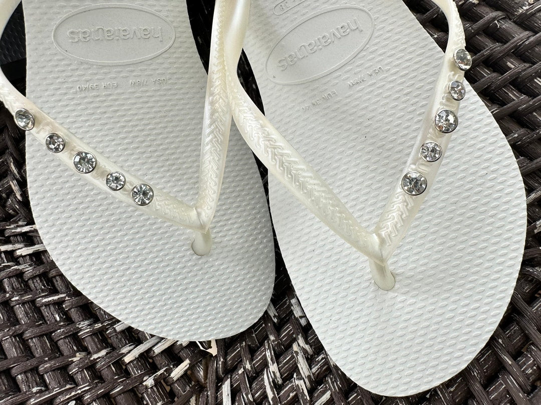 Women's Slim Crystal Flip Flops